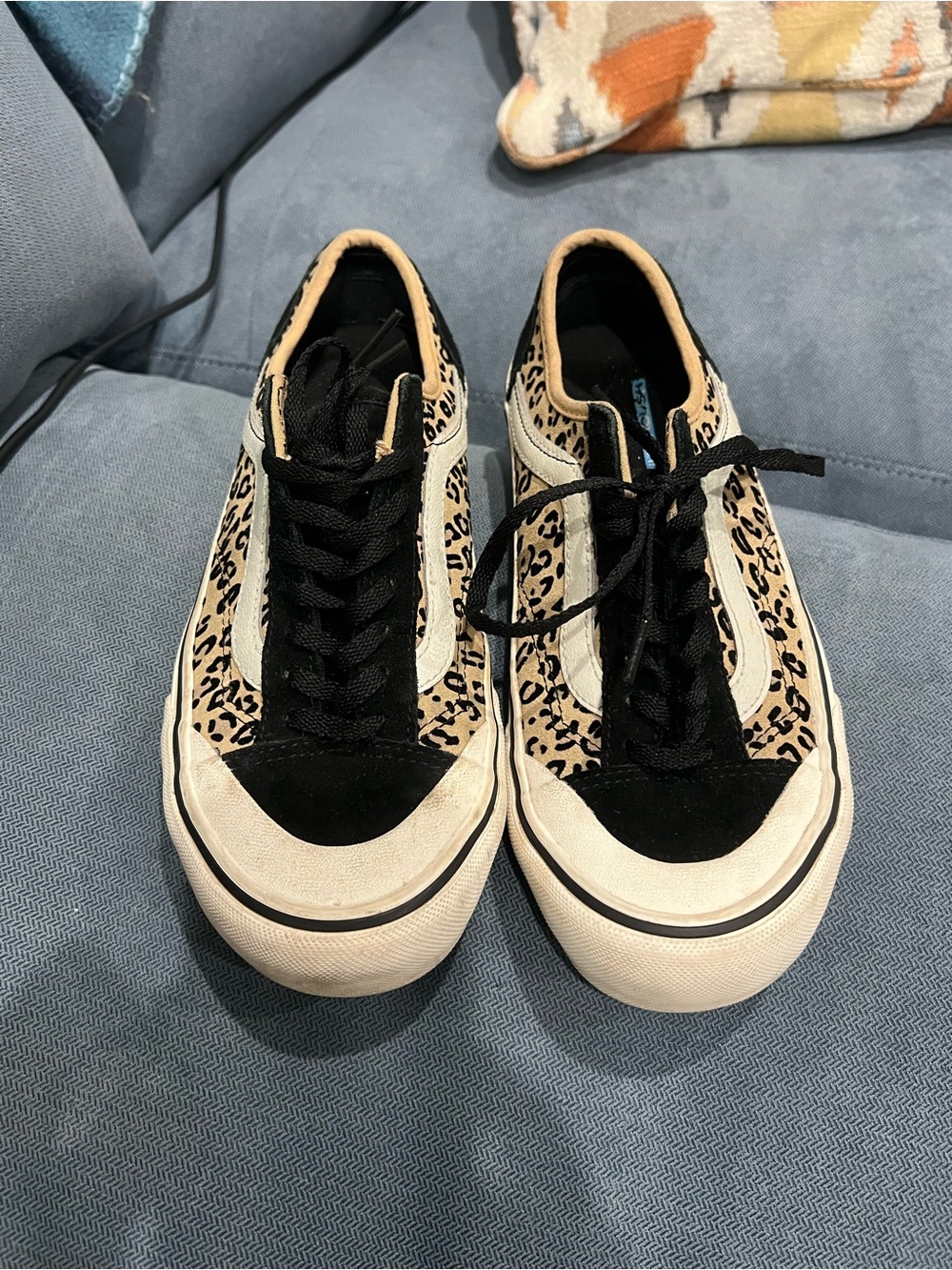 Vans Women's Leopard Print Low-Top Sneakers - Black and Tan